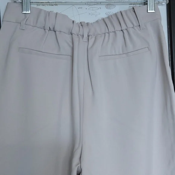 NEW Quince 28" Stretch Crepe Pleated Wide Leg Pants Short Inseam Sand Color - 6 - Picture 8 of 12